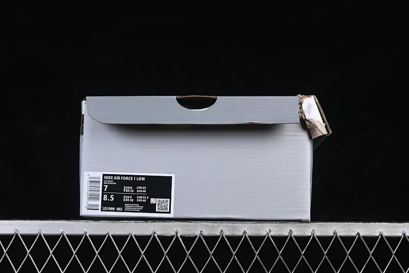 All categories Nk Air Force 1 Air Force series Nk Air Force 1 Low Air Force low-top Nike Air Force 1'07 Low G-Dragon co-branded Daisy beige black hook Air Force 1 low-top casual sneakers LD1999-002